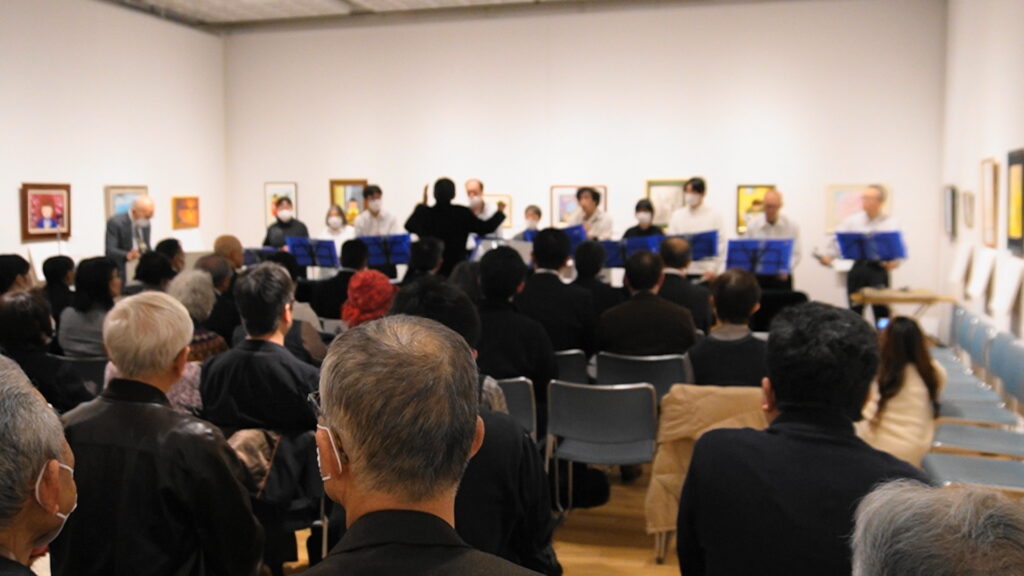 相模台クリニックの皆さんによるトーンチャイム演奏